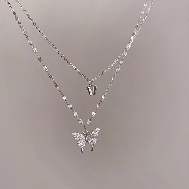 Elegant necklaces collection