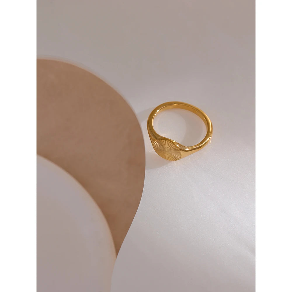 Sculptural Geometric Ring | Gold-Tone