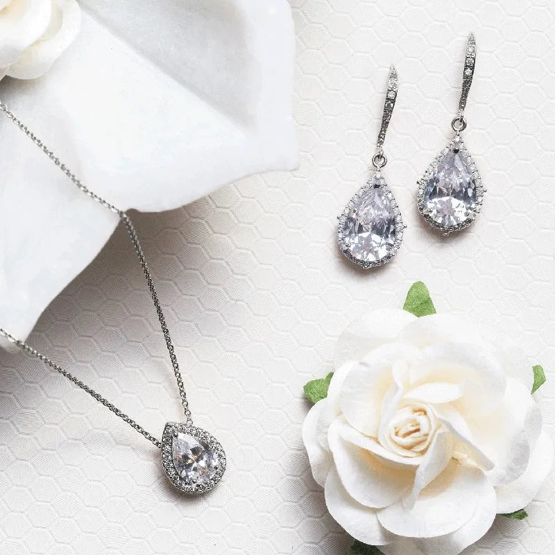 Waterdrop Cubic Zirconia Necklace | Silver-Tone