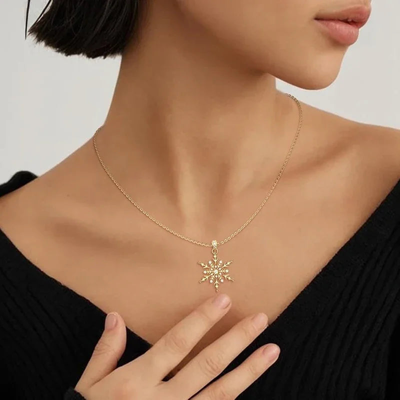 Snowflake Christmas Pendant Necklace