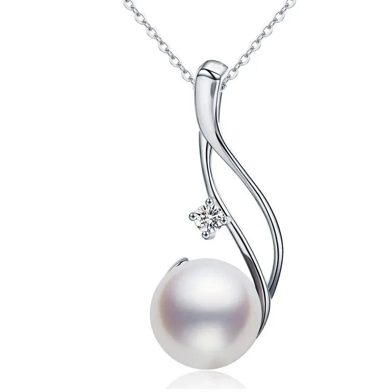 Imitation Pearl Elegant Necklace
