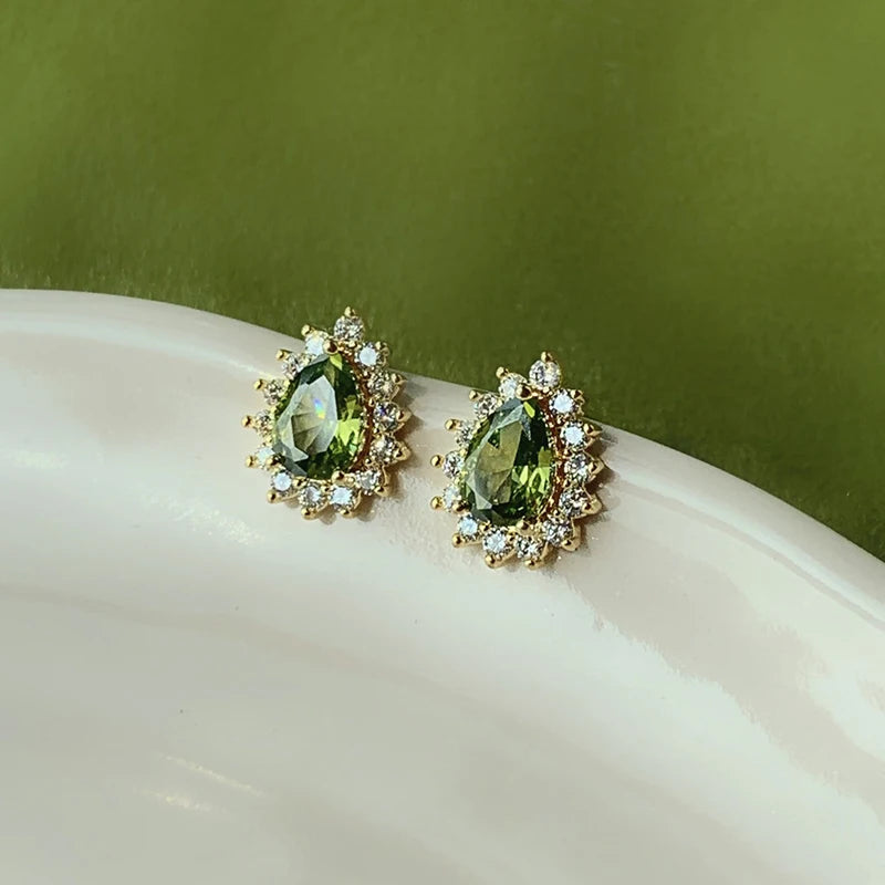 Pear-Cut Cubic Zirconia Stud Earrings | Gold-Tone