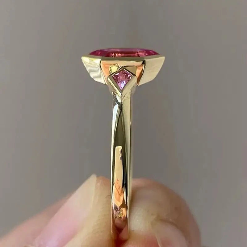 Sparkling Statement Ring | Elegant Design
