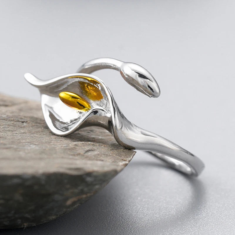 Two-Tone Calla Lily Adjustable Ring