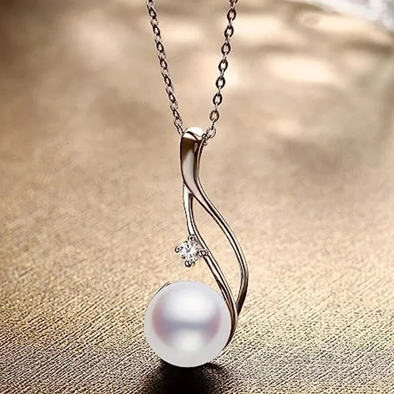Imitation Pearl Elegant Necklace