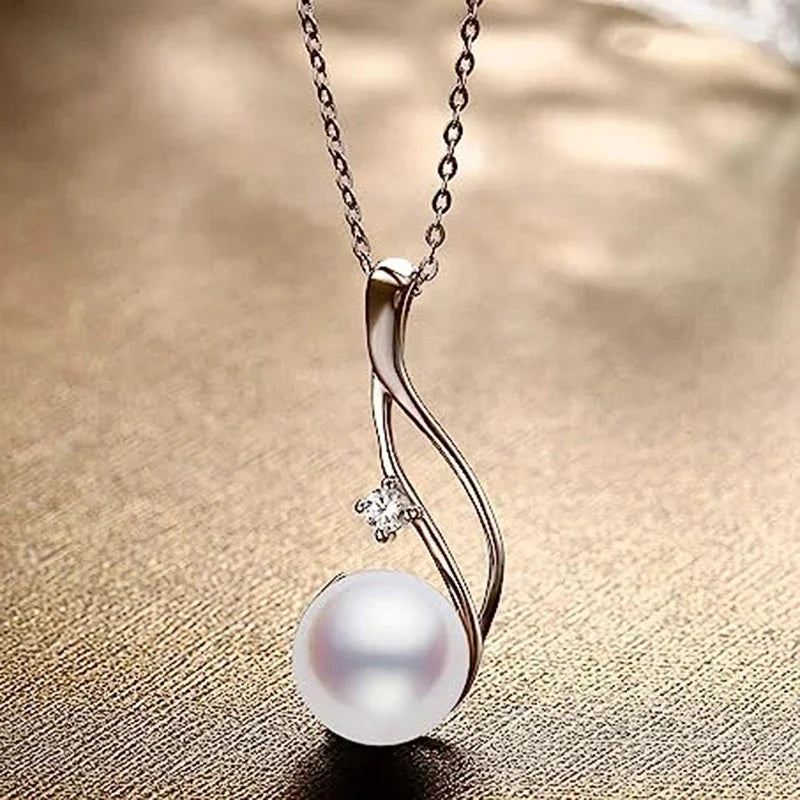 Imitation Pearl Elegant Necklace