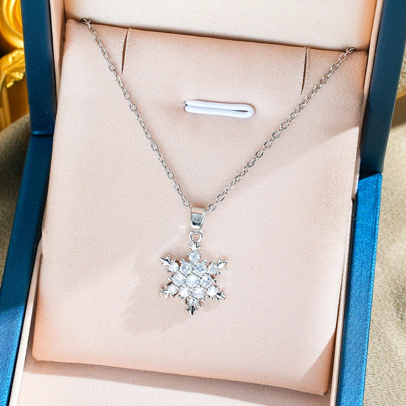 Sparkling Snowflake Christmas Pendant Necklace