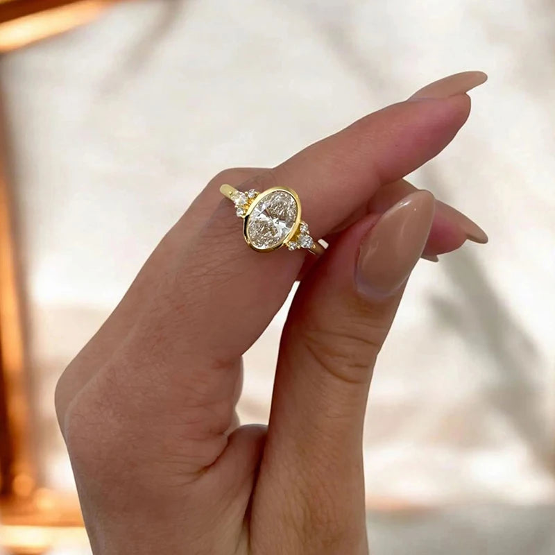 Oval Cubic Zirconia Ring | Gold-Tone
